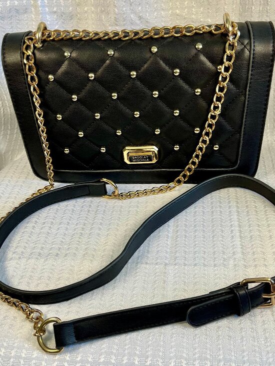 Badgley Mischka Handbags - Badgley Mischka Black Quilted Studded Crossbody Bag Gold Chain Strap